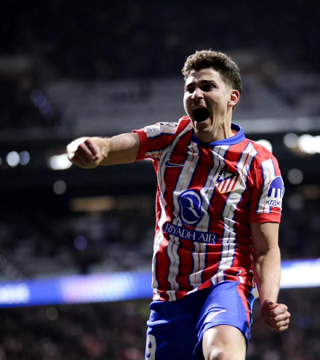 利物浦轻取巴萨，范戴克乌龙送礼欧联杯