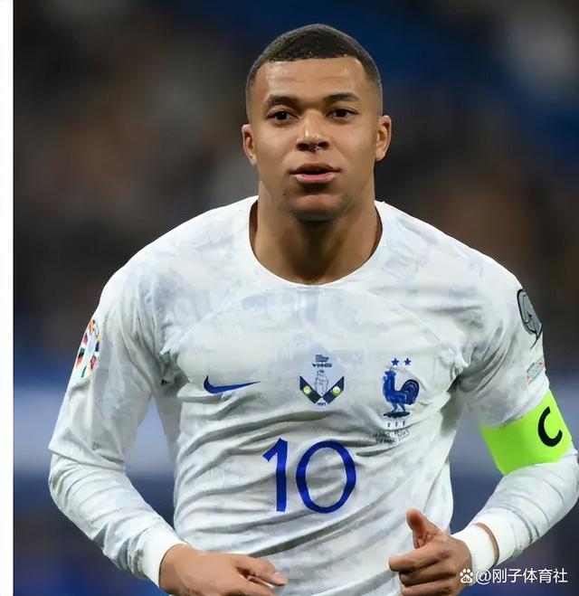 比利时完胜巴黎，姆巴佩绝境逆转